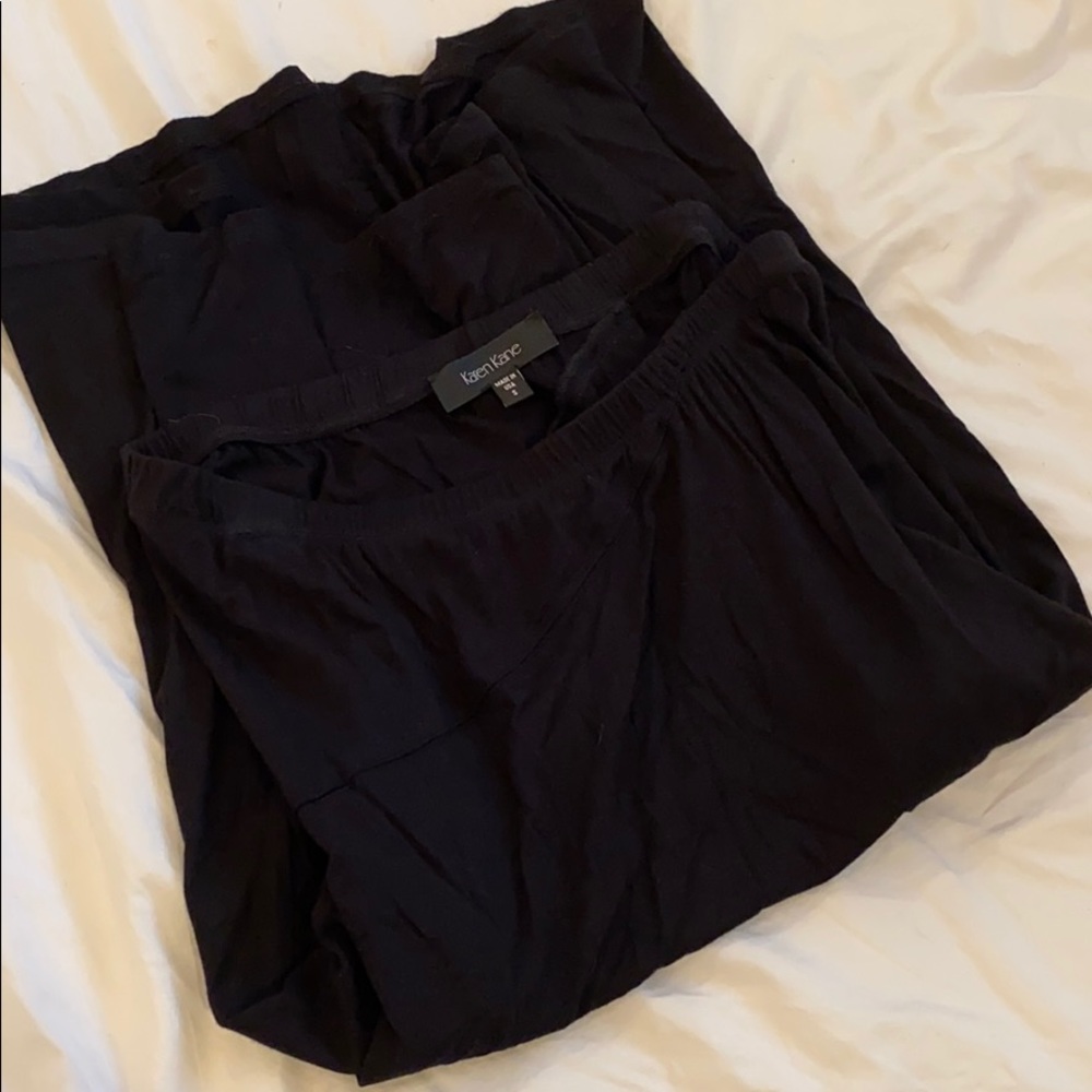 Great condition Karen Kane black skirt